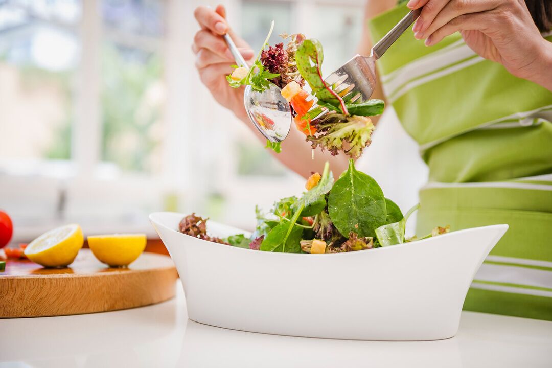 Organiziranje uravnotežene prehrane prispeva k kompetentni izgubi teže v enem tednu